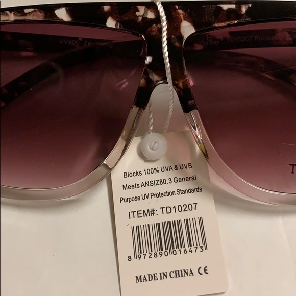 π π SUNGLASSES - Picture 3 of 8